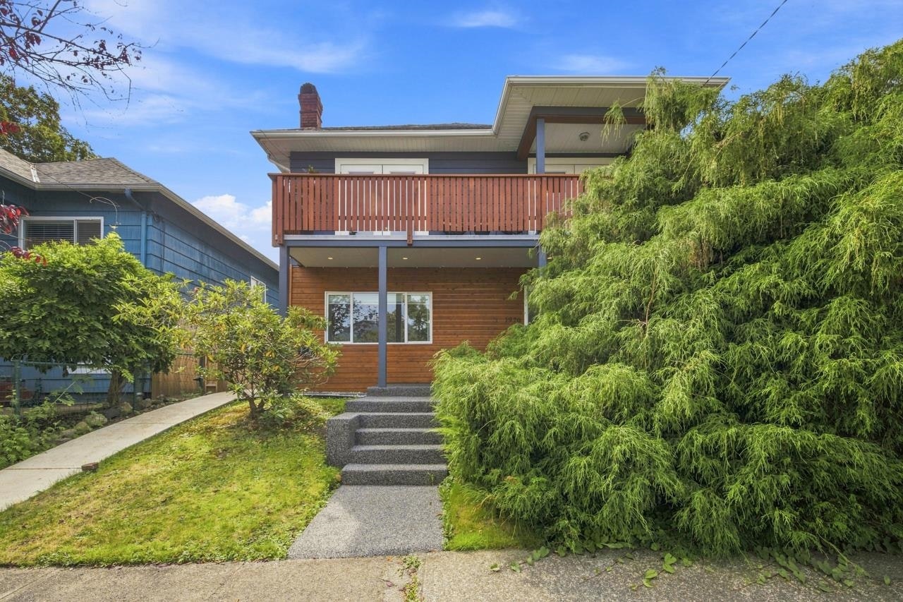 1970 Adanac Street - 3