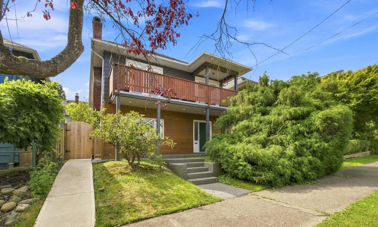 1970 Adanac Street