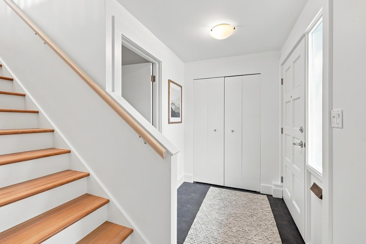1970 Adanac Street - 4