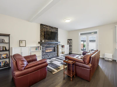 27047 35a Avenue - 3