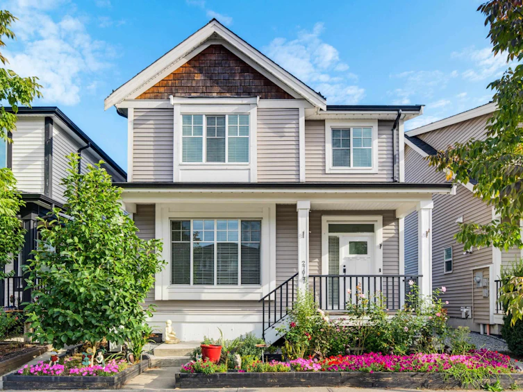 27047 35a Avenue, Langley, BC, V4W 0C3
