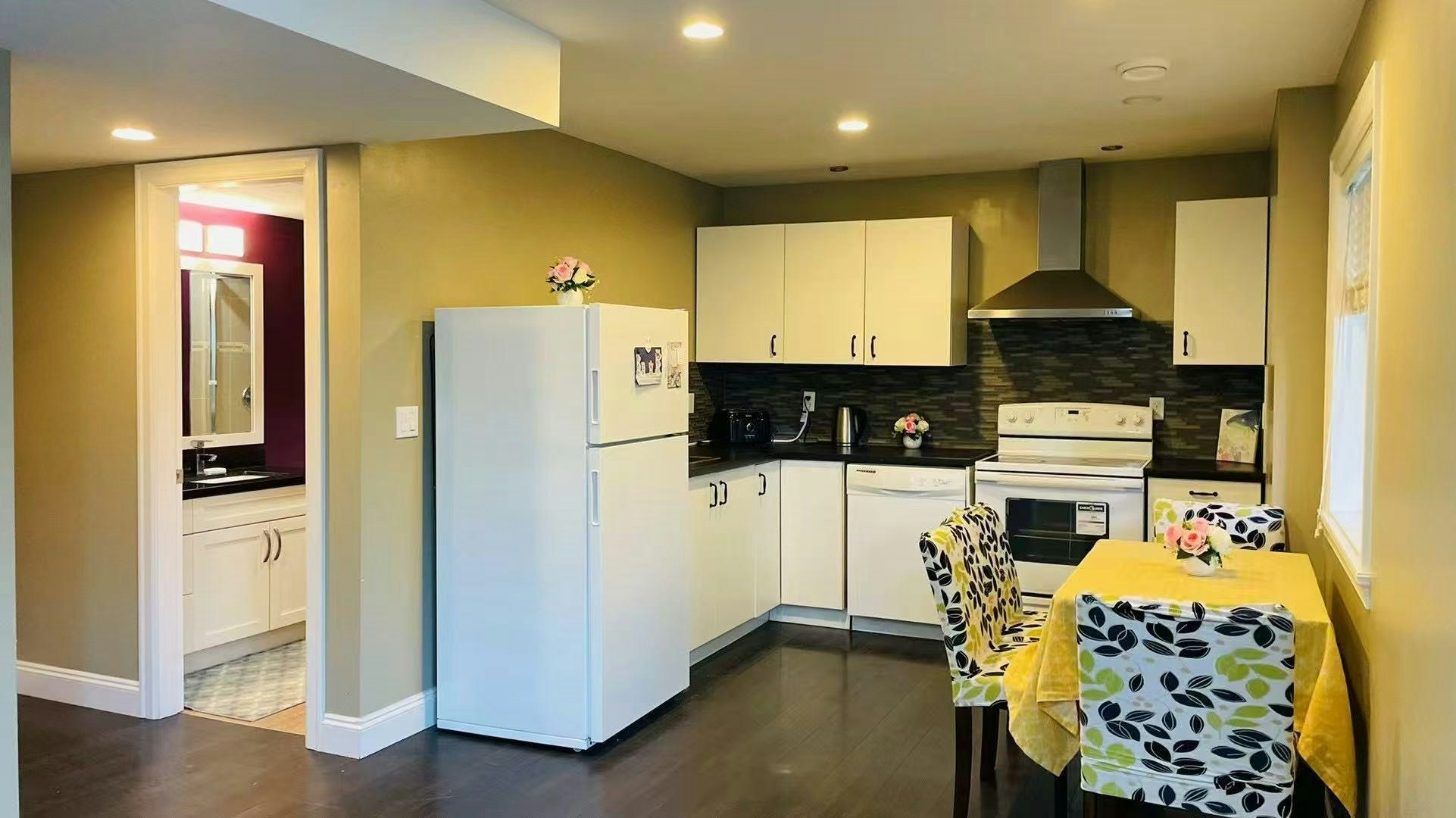 3000 Princeton Avenue, Coquitlam, BC, V3E 0G2 - 2