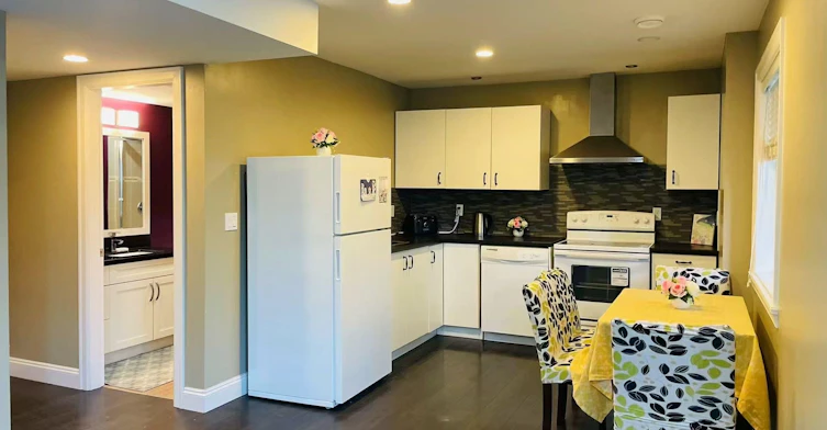 3000 Princeton Avenue, Coquitlam, BC, V3E 0G2 - 2