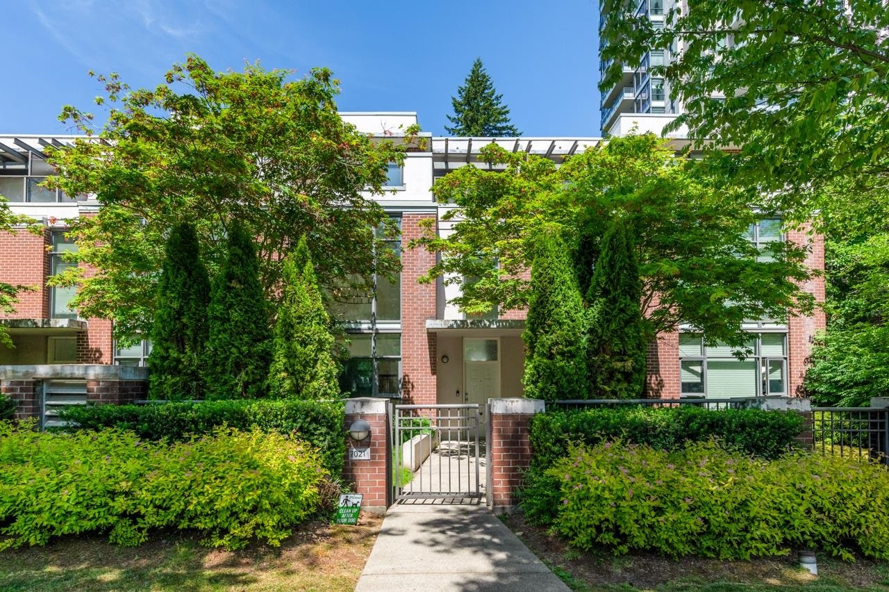 7021 17th Avenue, Burnaby, BC, V3N 1K6