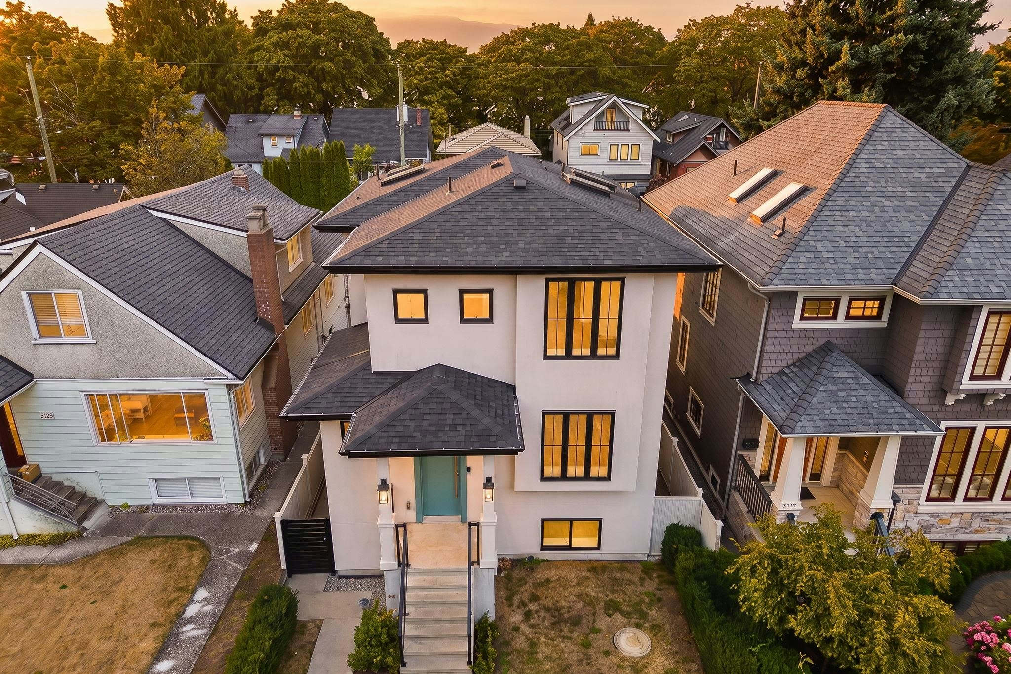 3123 W 16th Avenue, Vancouver, BC, V6K 3C9 - 29