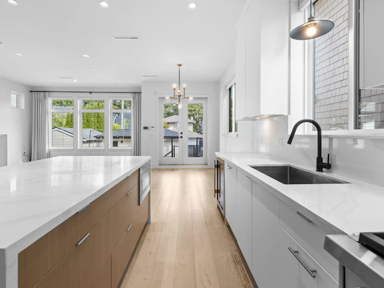 3123 W 16th Avenue, Vancouver, BC, V6K 3C9 - 8