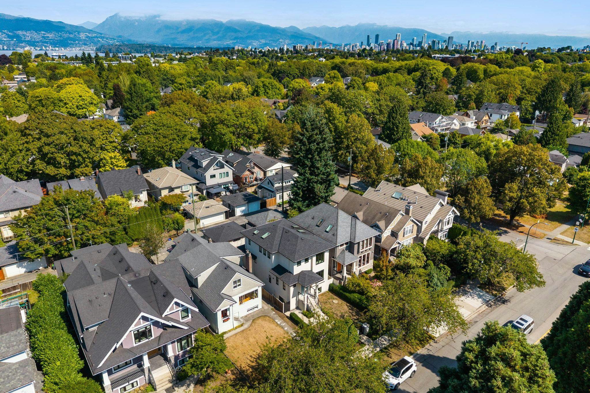 3123 W 16th Avenue, Vancouver, BC, V6K 3C9 - 39