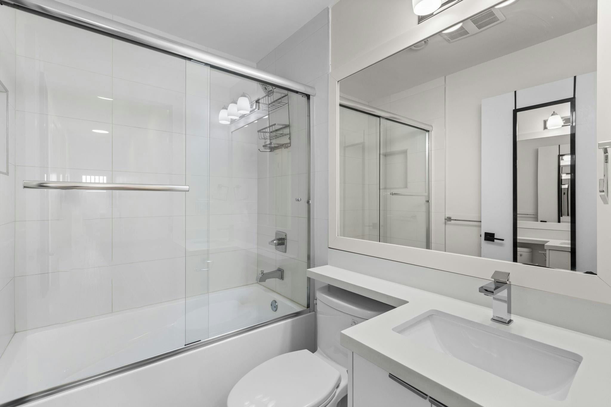 3123 W 16th Avenue, Vancouver, BC, V6K 3C9 - 19