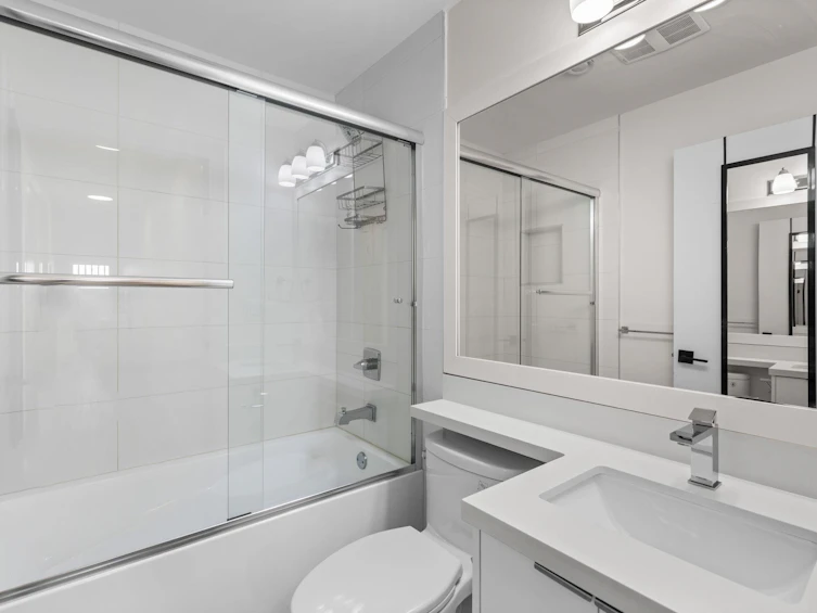 3123 W 16th Avenue, Vancouver, BC, V6K 3C9 - 19