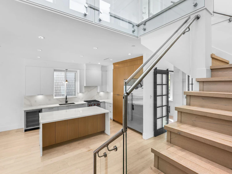 3123 W 16th Avenue, Vancouver, BC, V6K 3C9 - 13