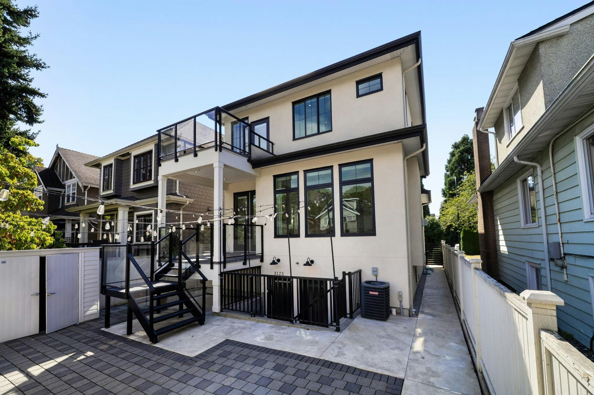 3123 W 16th Avenue, Vancouver, BC, V6K 3C9 - 30