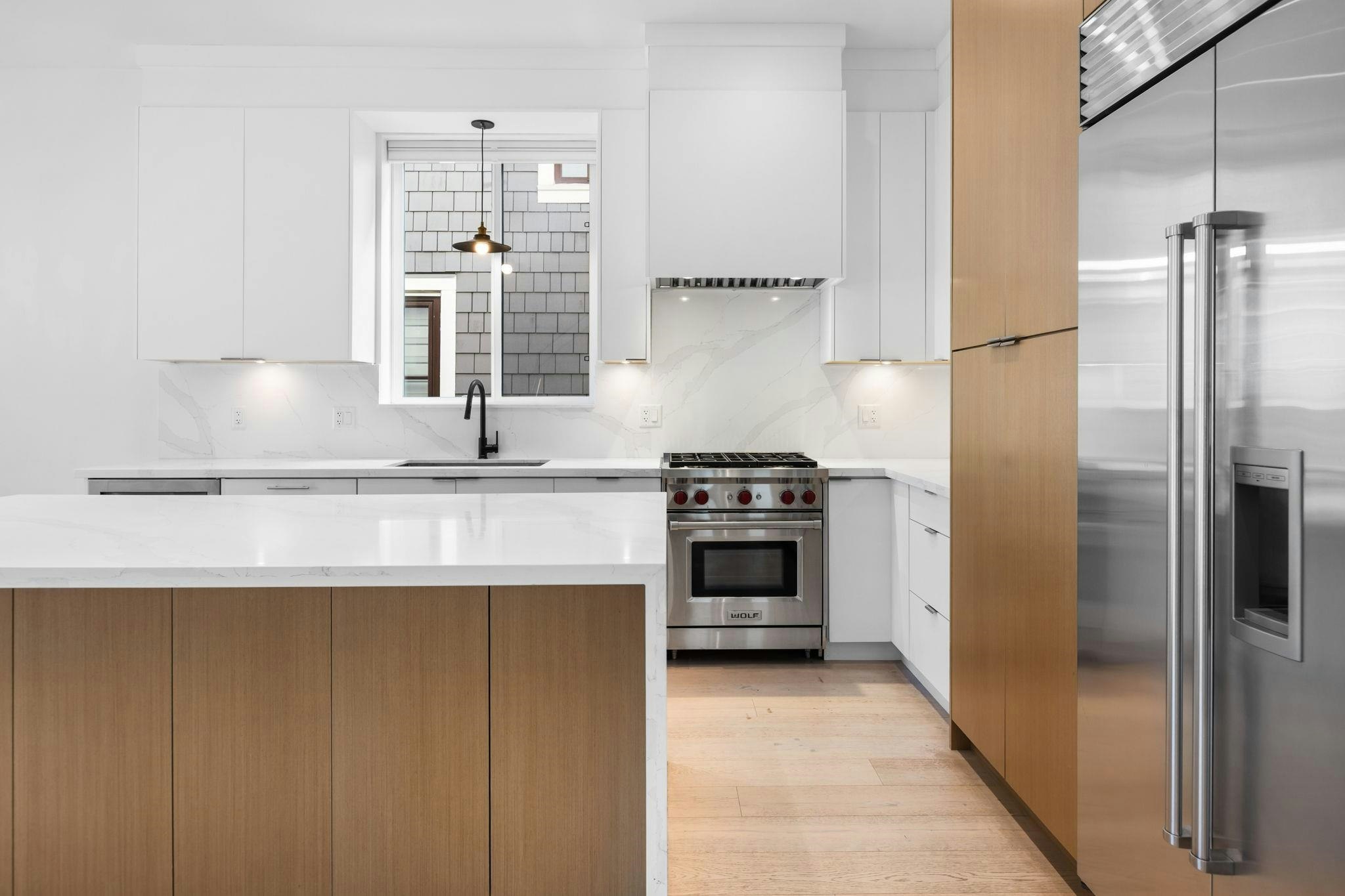 3123 W 16th Avenue, Vancouver, BC, V6K 3C9 - 11