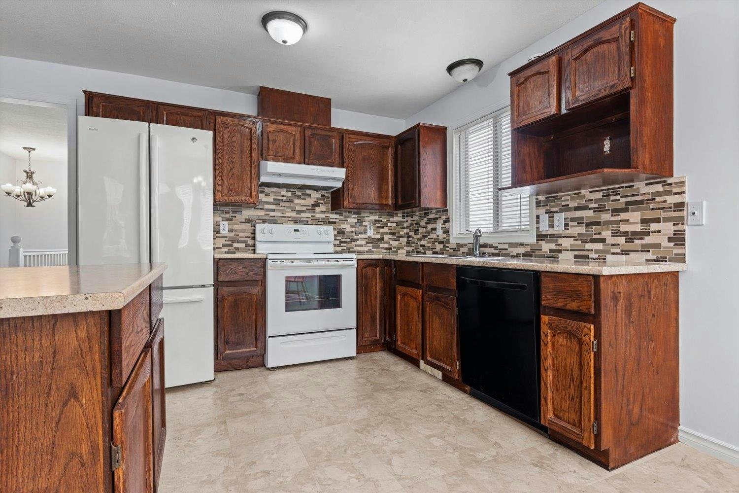 45470 Spruce Drive, Chilliwack, BC, V2R 3V3 - 16