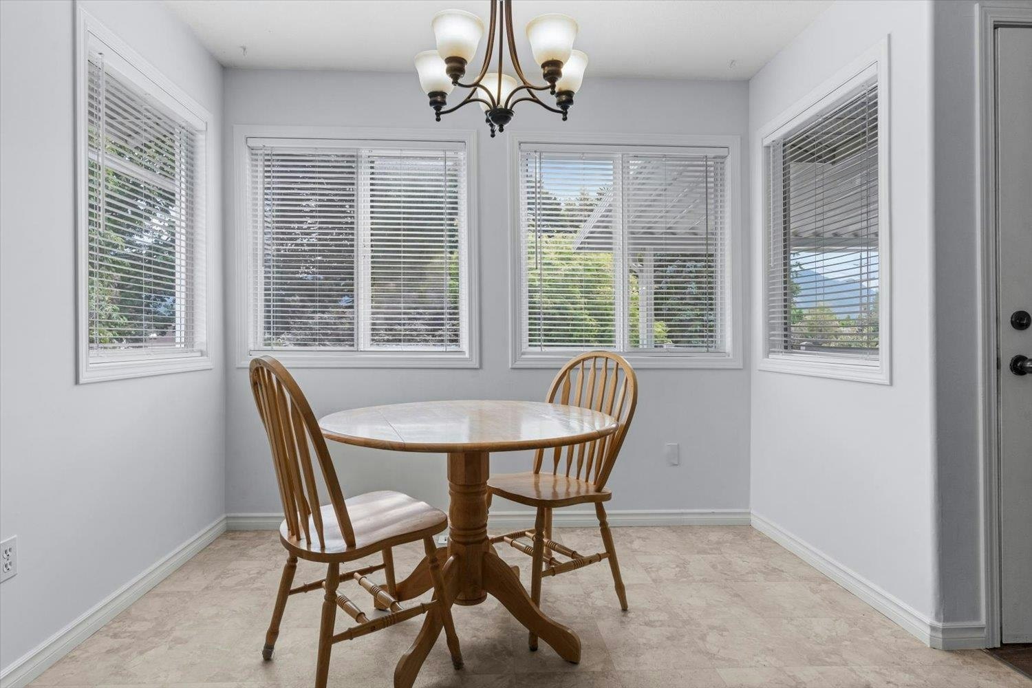 45470 Spruce Drive, Chilliwack, BC, V2R 3V3 - 14