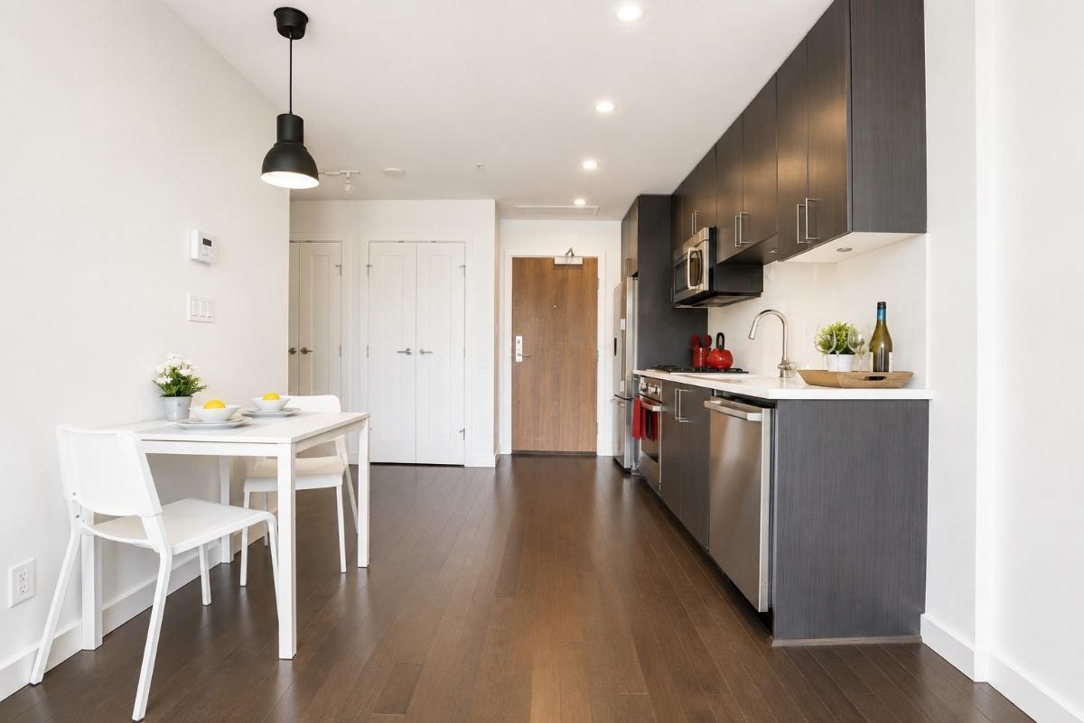 906-38 W 1st Avenue, Vancouver, BC, V5Y 0K3 - 9