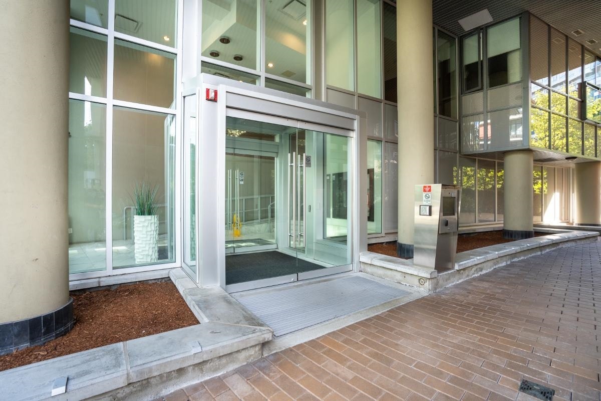 906-38 W 1st Avenue, Vancouver, BC, V5Y 0K3 - 3