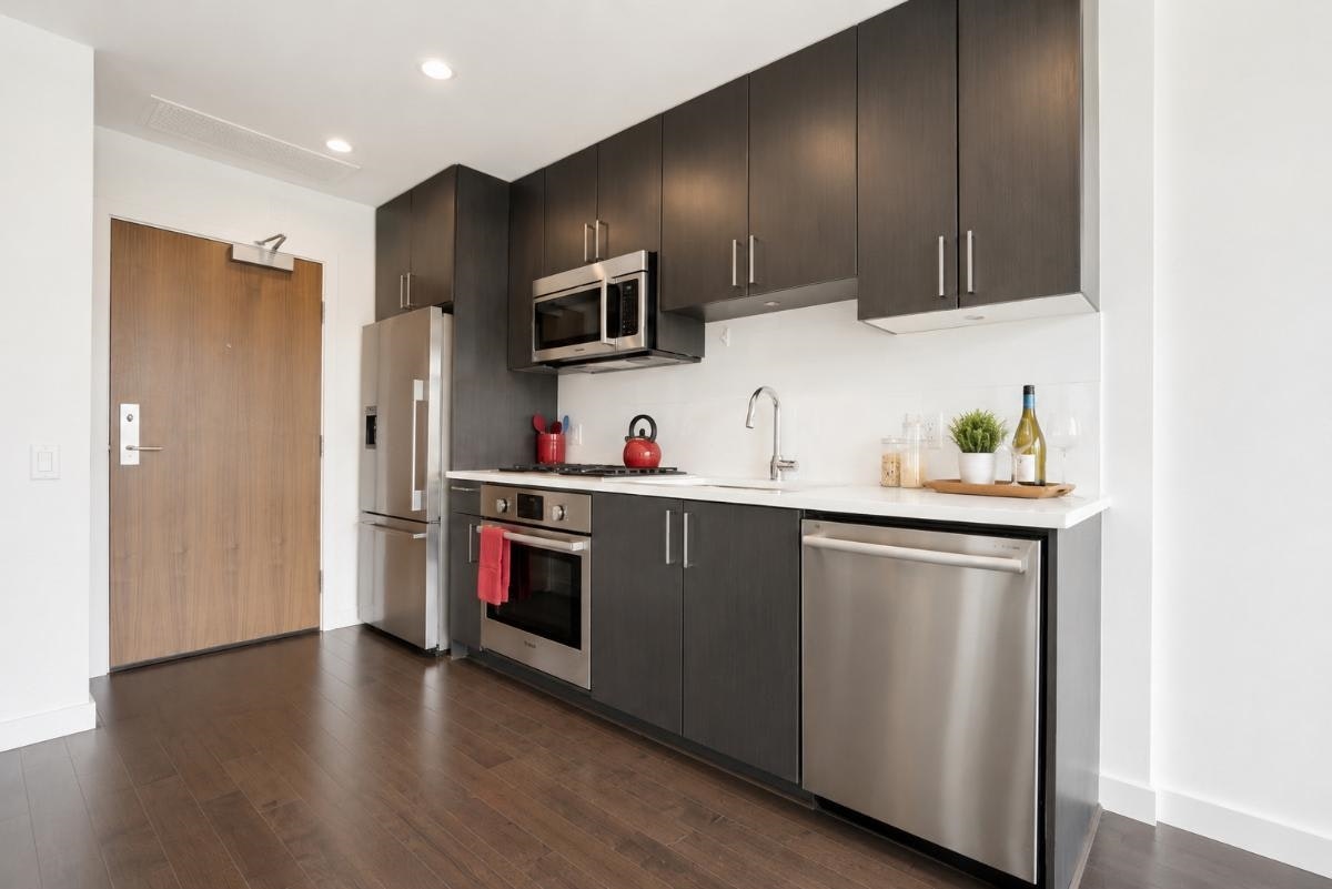 906-38 W 1st Avenue, Vancouver, BC, V5Y 0K3 - 8