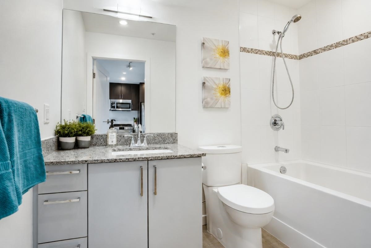 906-38 W 1st Avenue, Vancouver, BC, V5Y 0K3 - 15