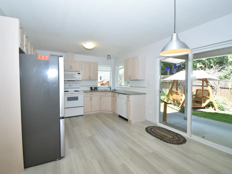 22-535 Shaw Road, Gibsons, BC, V0N 1V8 - 11