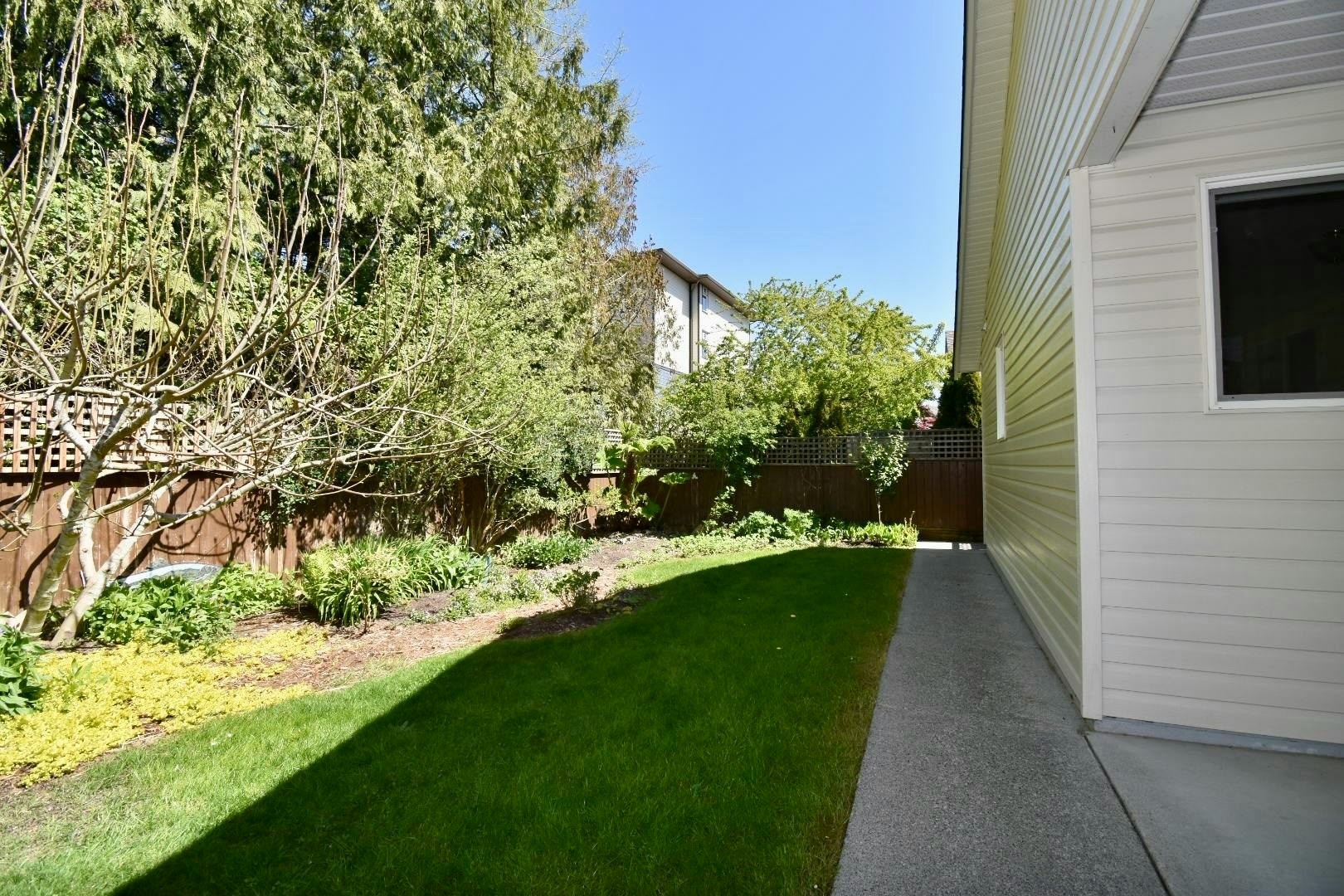 22-535 Shaw Road, Gibsons, BC, V0N 1V8 - 25