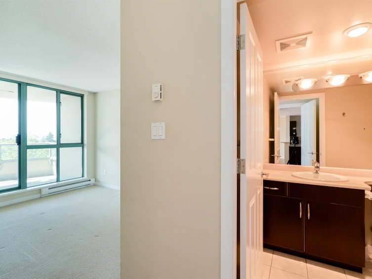 1105-6659 Southoaks Crescent, Burnaby, BC, V5E 4M9 - 17