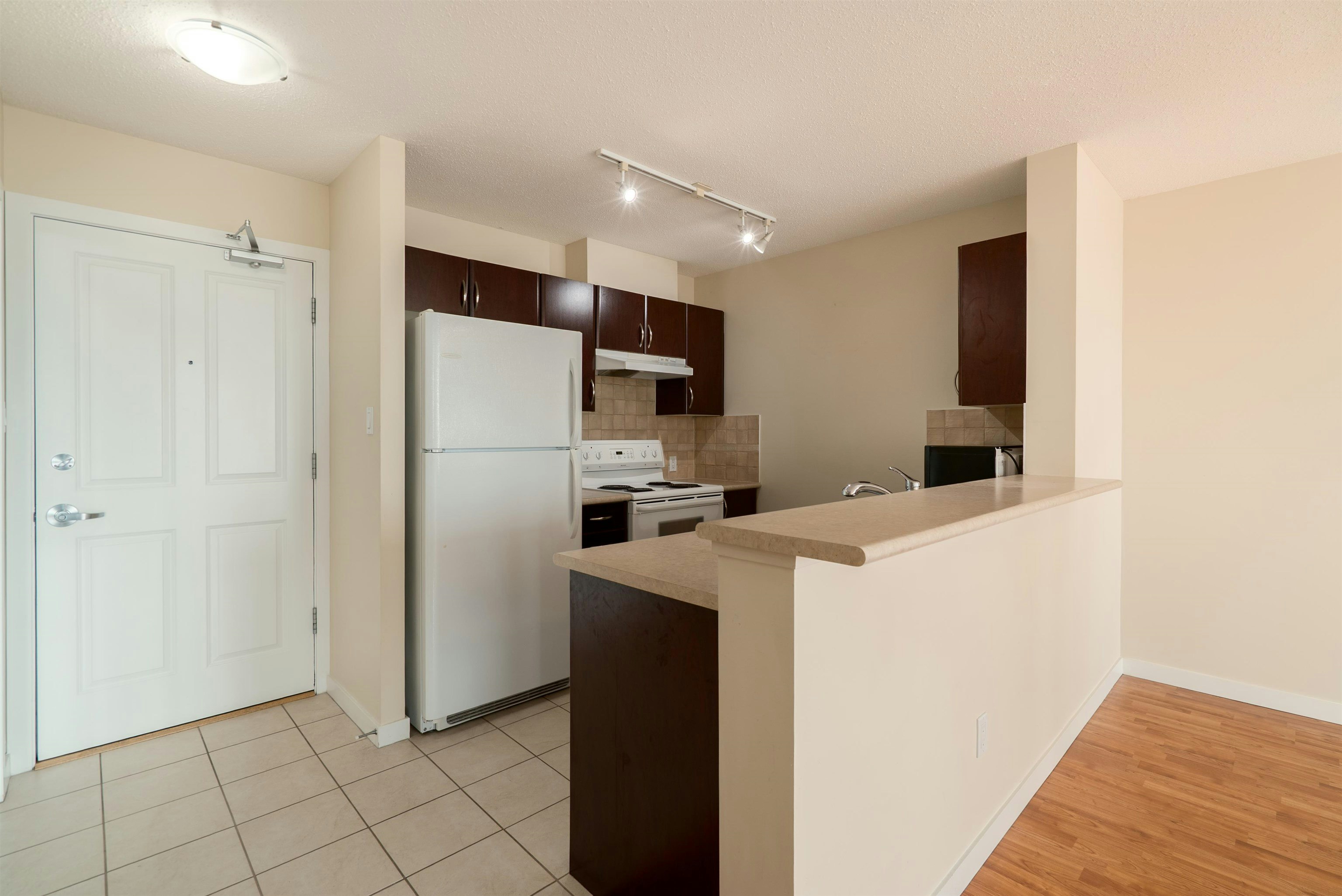 1105-6659 Southoaks Crescent, Burnaby, BC, V5E 4M9 - 11