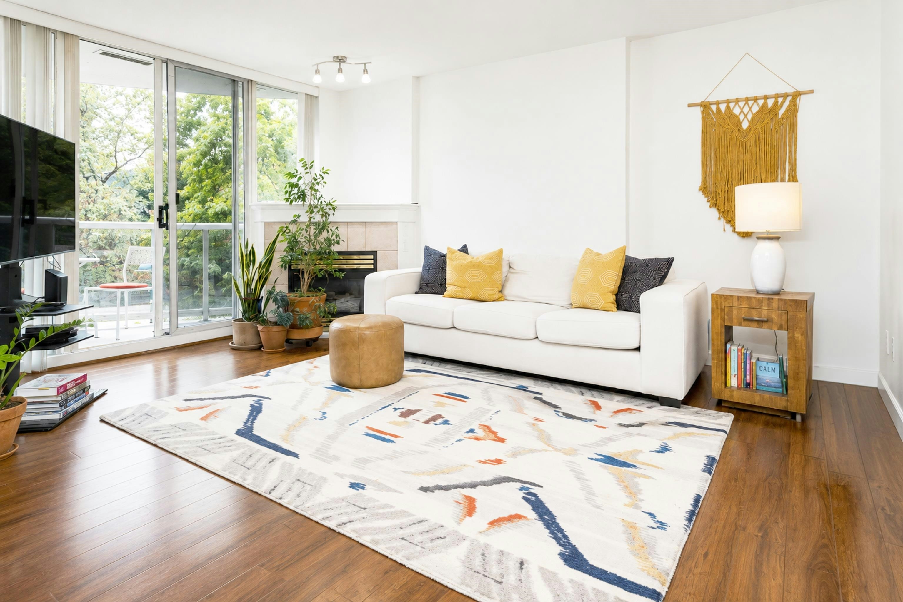 303-200 Newport Drive - 5