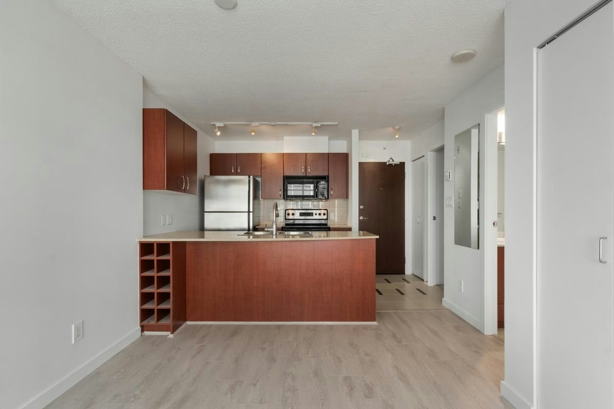 2606-610 Granville Street, Vancouver, BC, V6C 3T3 - 4