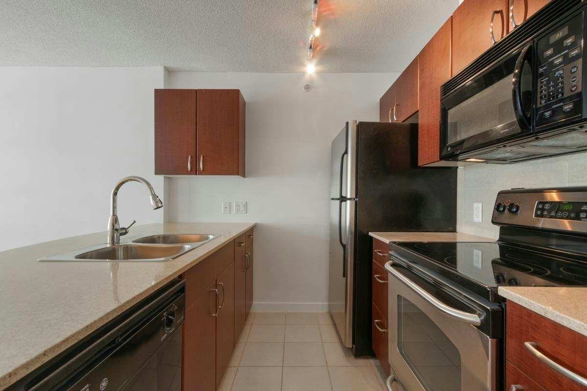 2606-610 Granville Street, Vancouver, BC, V6C 3T3 - 2