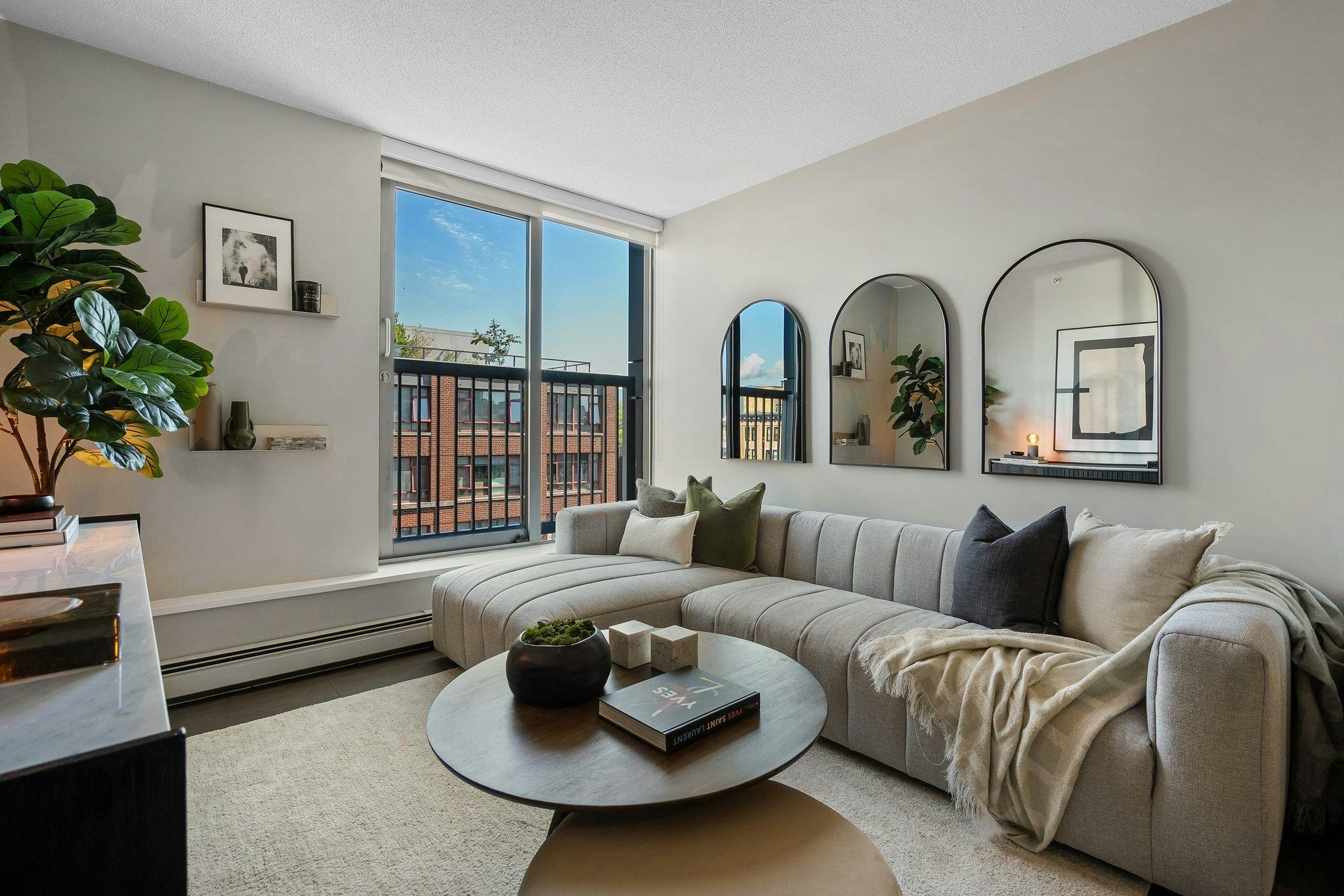 810-66 W Cordova Street, Vancouver, BC, V6B 0L2