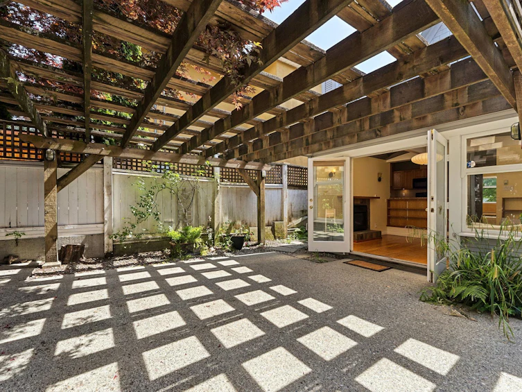 408 E 2nd Street, North Vancouver, BC, V7L 1C8 - 19