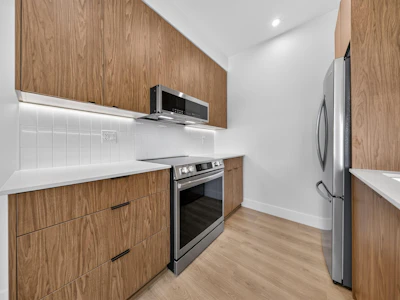 303-46187 Thomas Road - 3