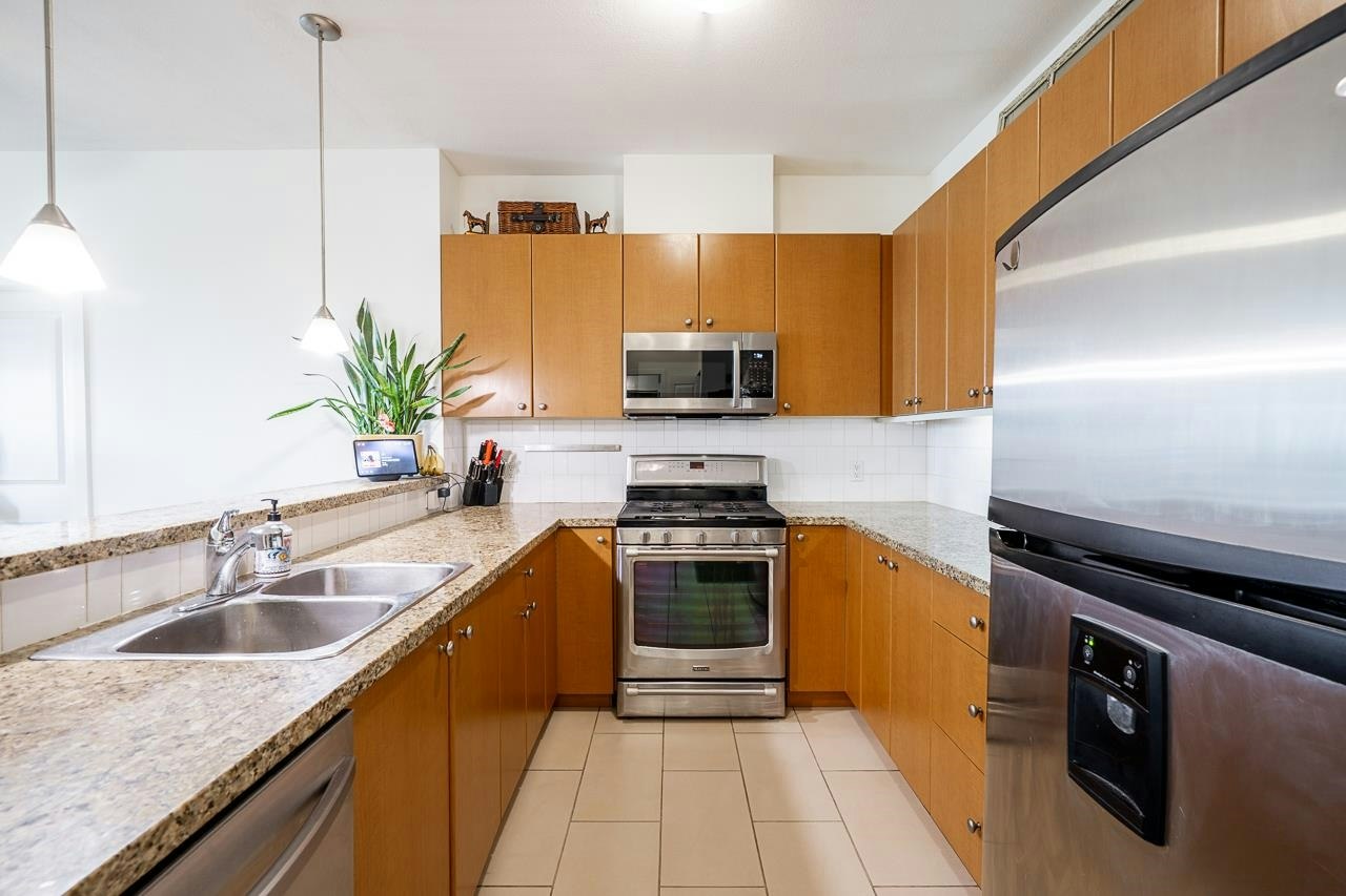316-14 E Royal Avenue, New Westminster, BC, V3L 5W5 - 10