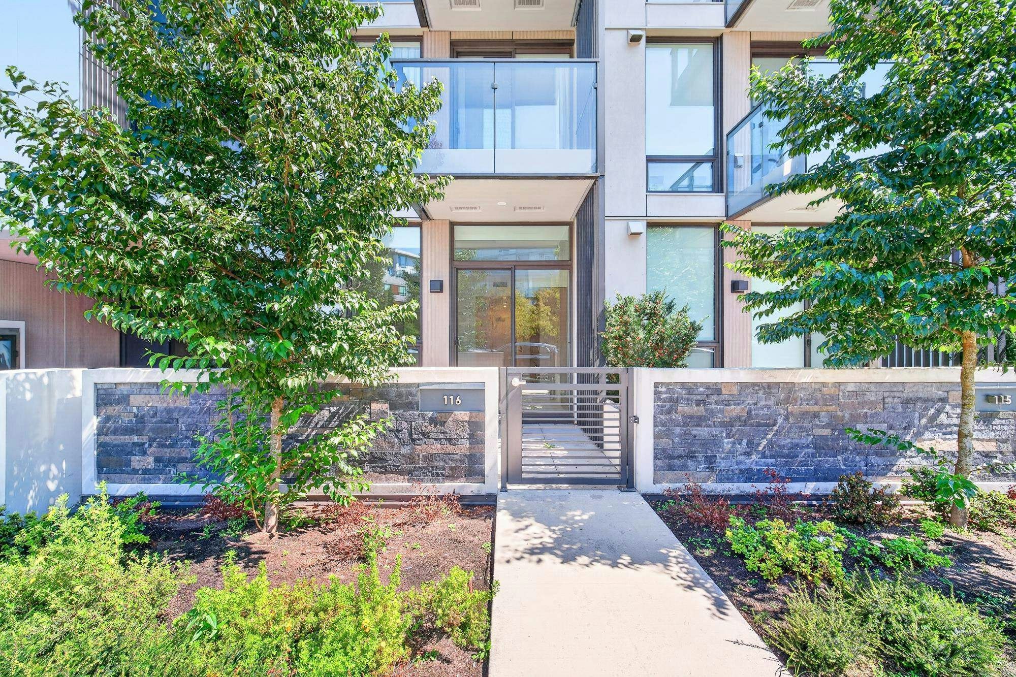 116-5212 Cambie Street - 2
