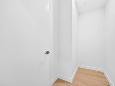 116-5212 Cambie Street - 3