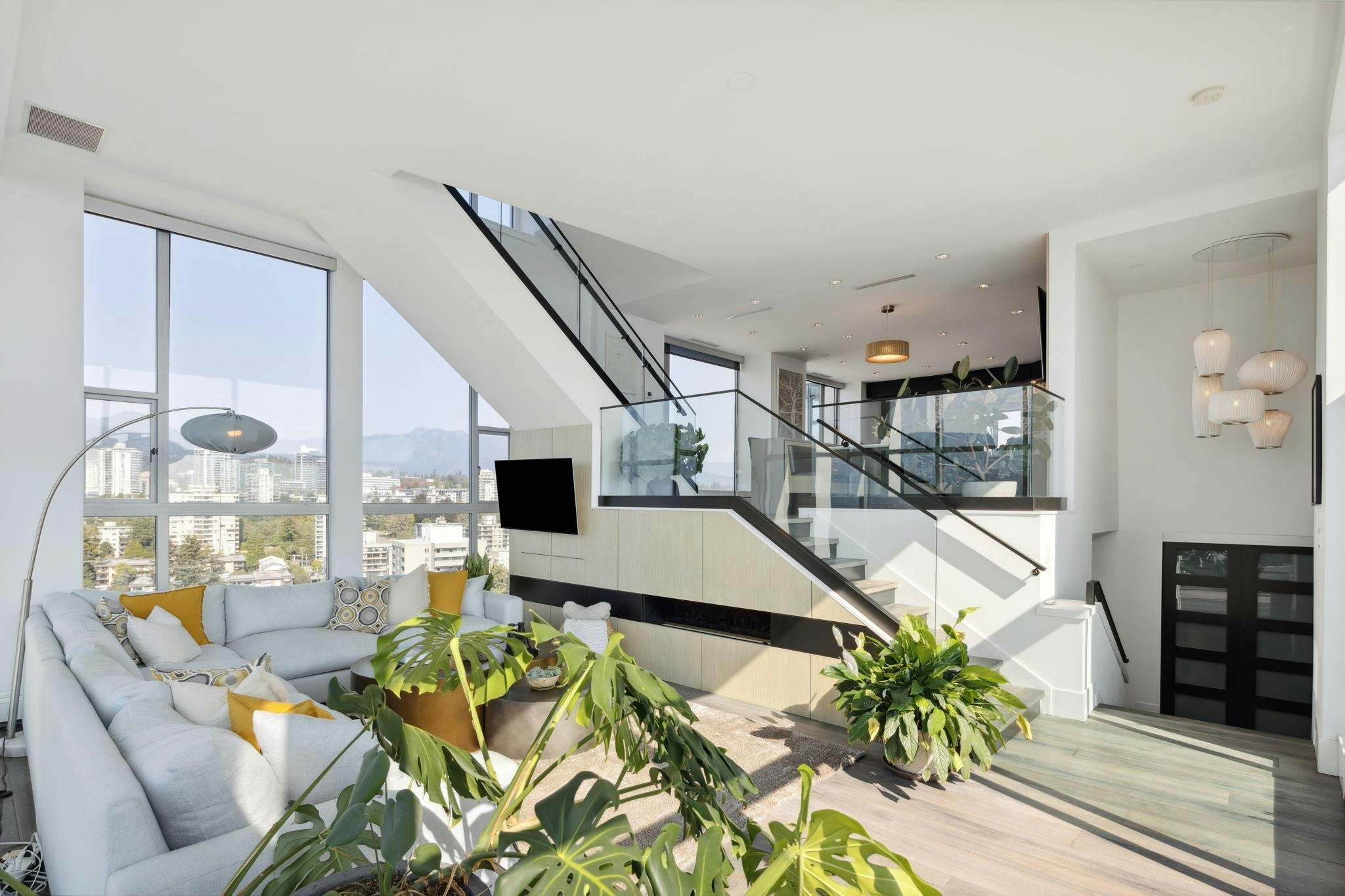 2901-120 W 2nd Street, North Vancouver, BC, V7M 1C3 - 3