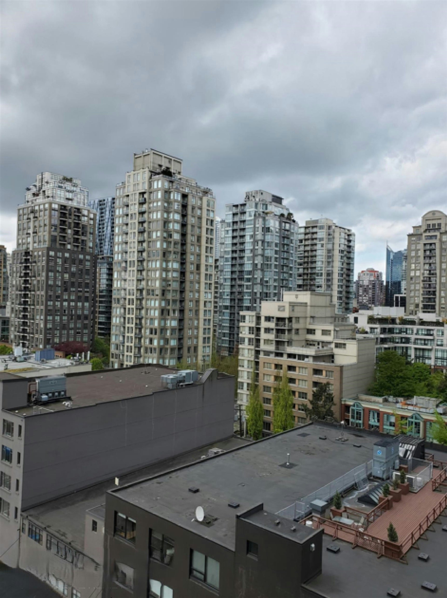1302-977 Mainland Street, Vancouver, BC, V6B 1T2 - 8