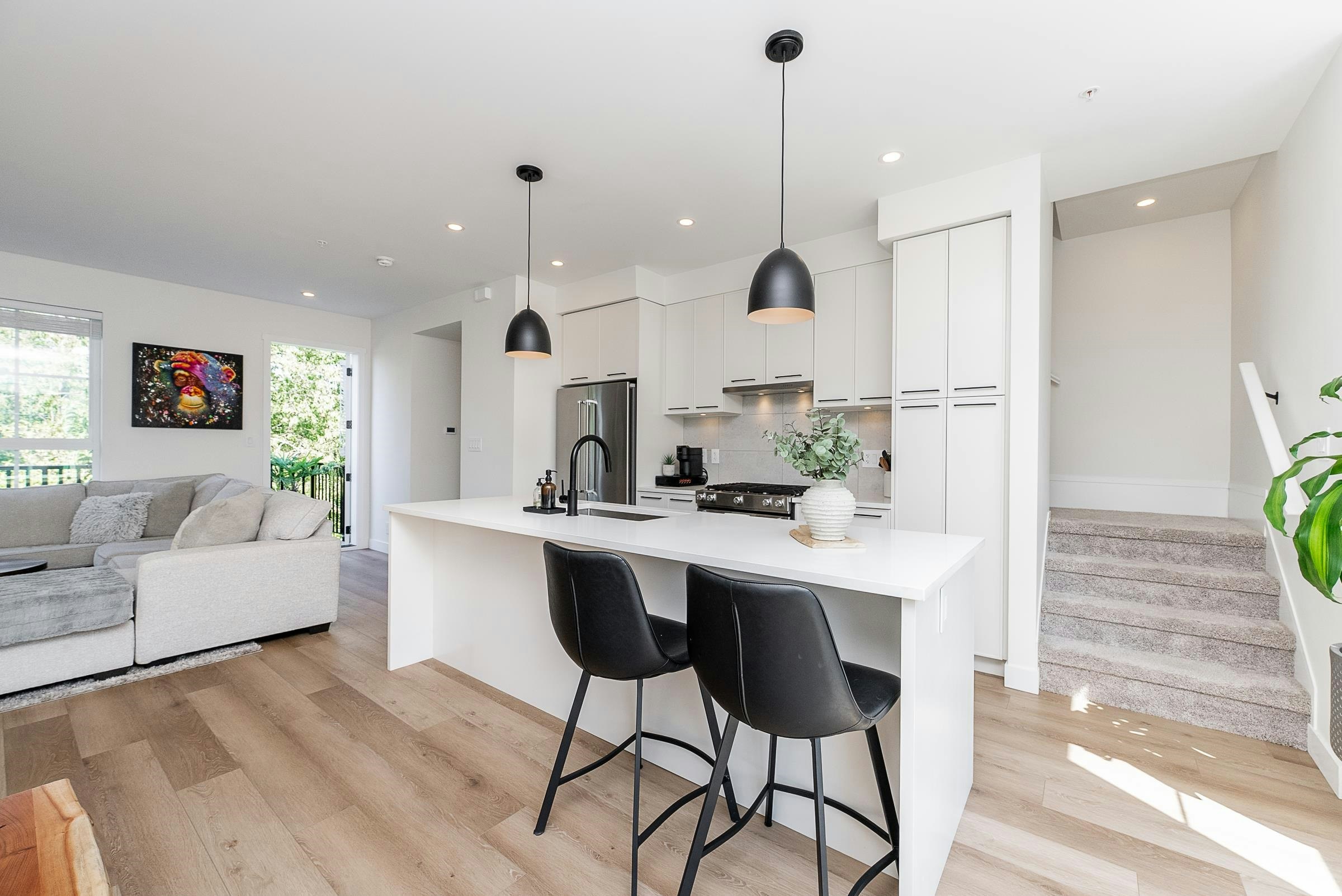 19-8120 200a Street - 5