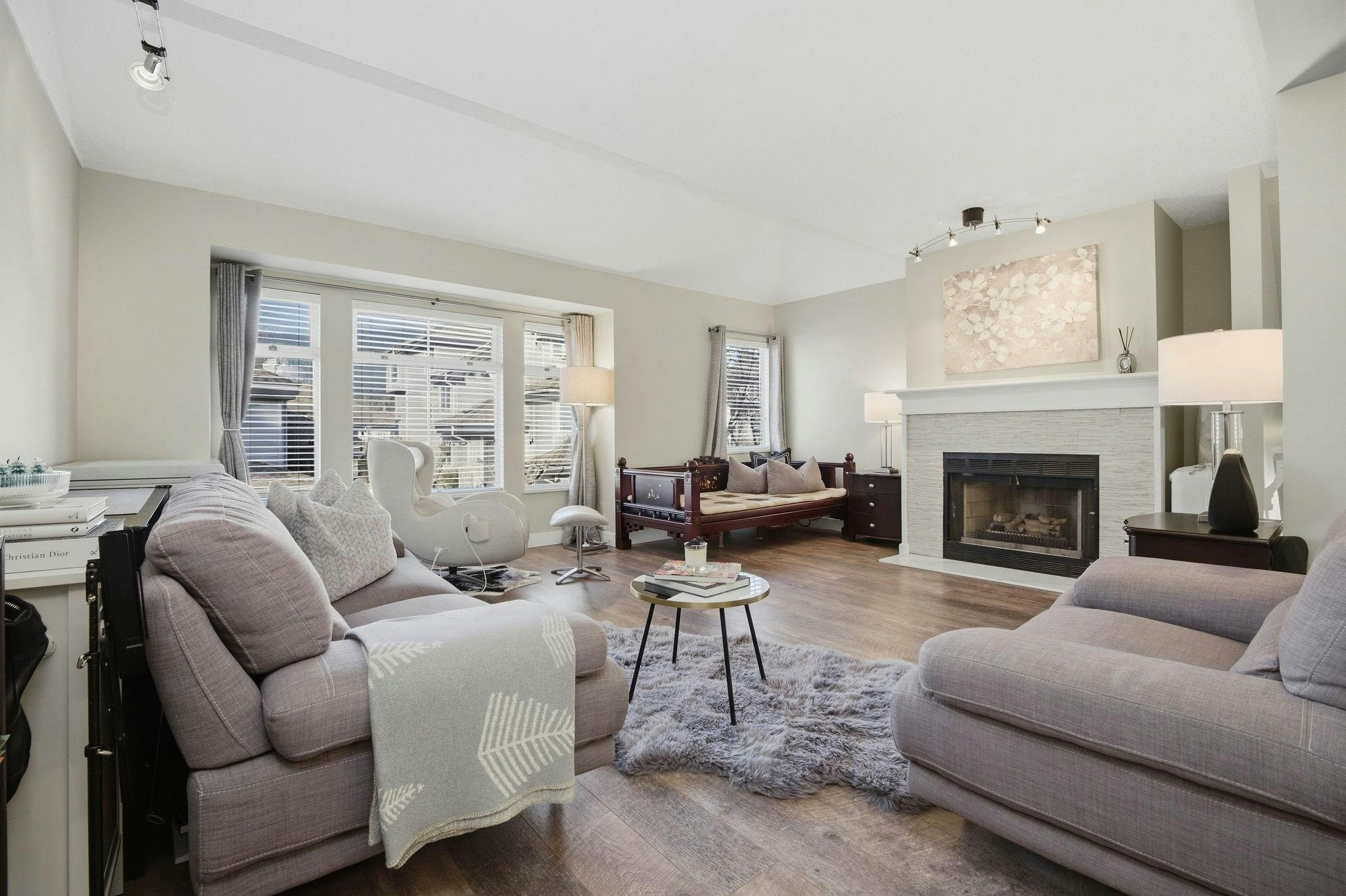 817 Roche Point Drive - 5