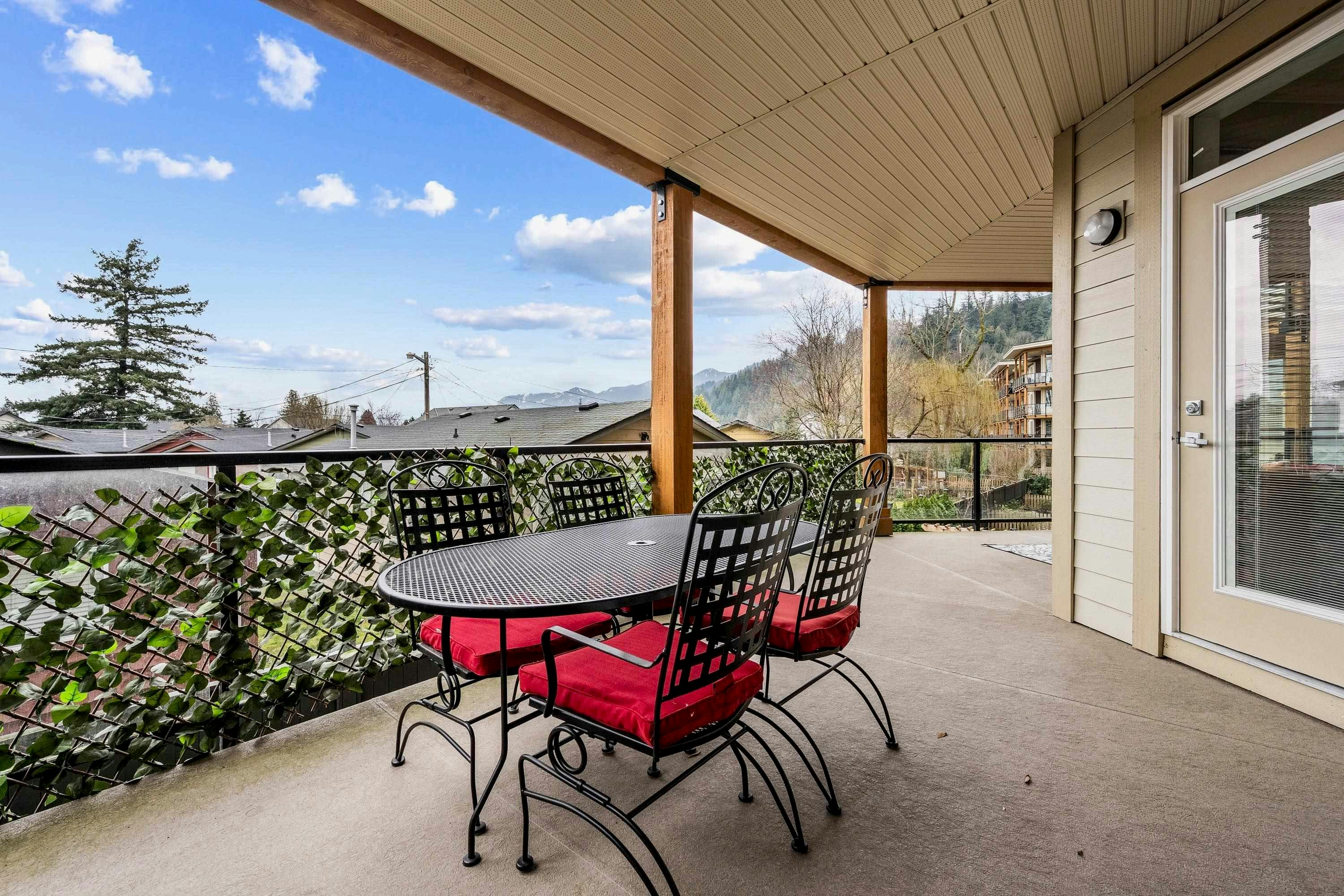 210-45754 Keith Wilson Road - 4