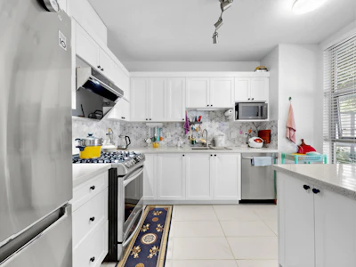 8268 Saba Road - 5
