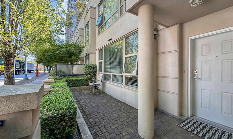 8268 Saba Road
