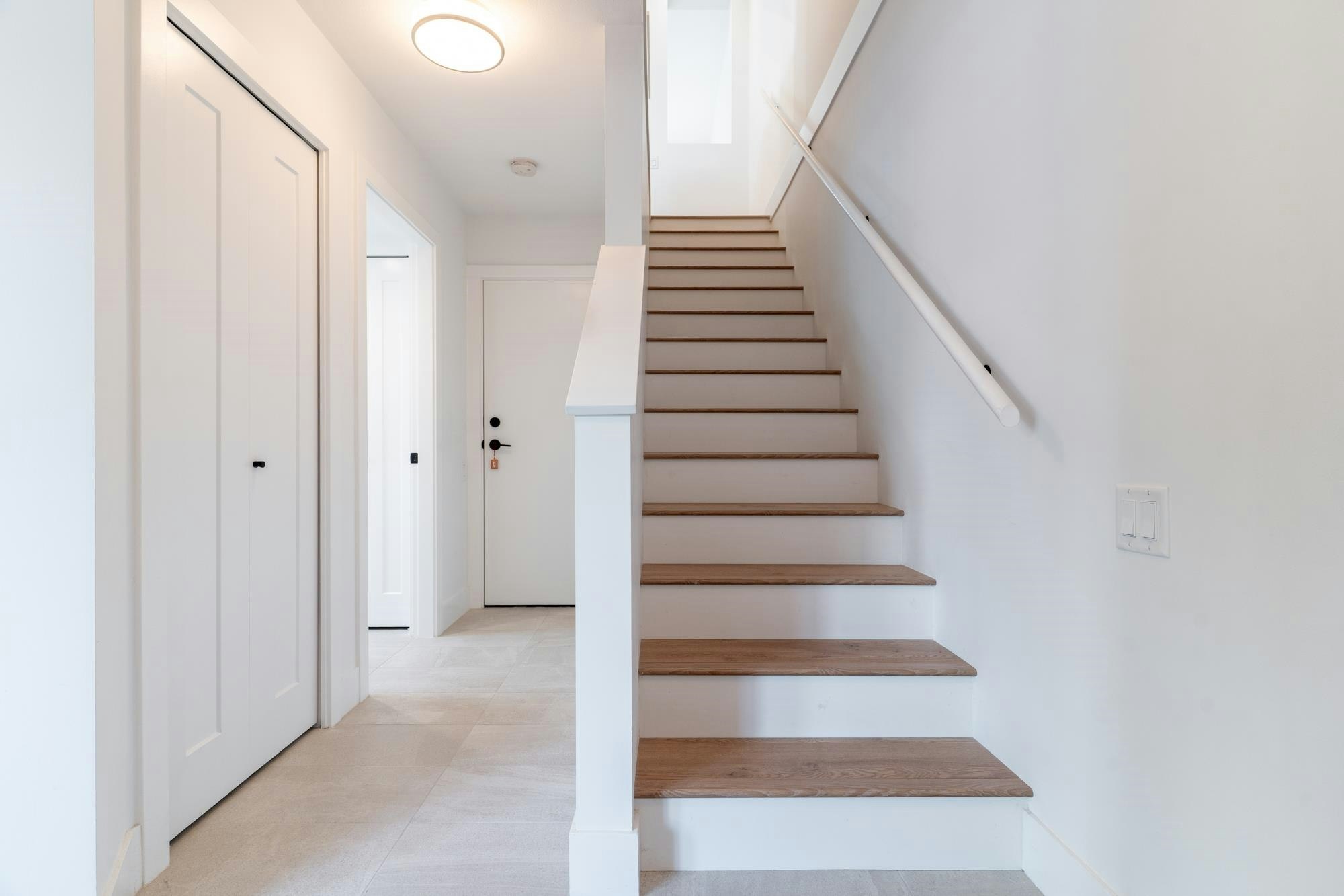 42-4656 Orca Way - 4