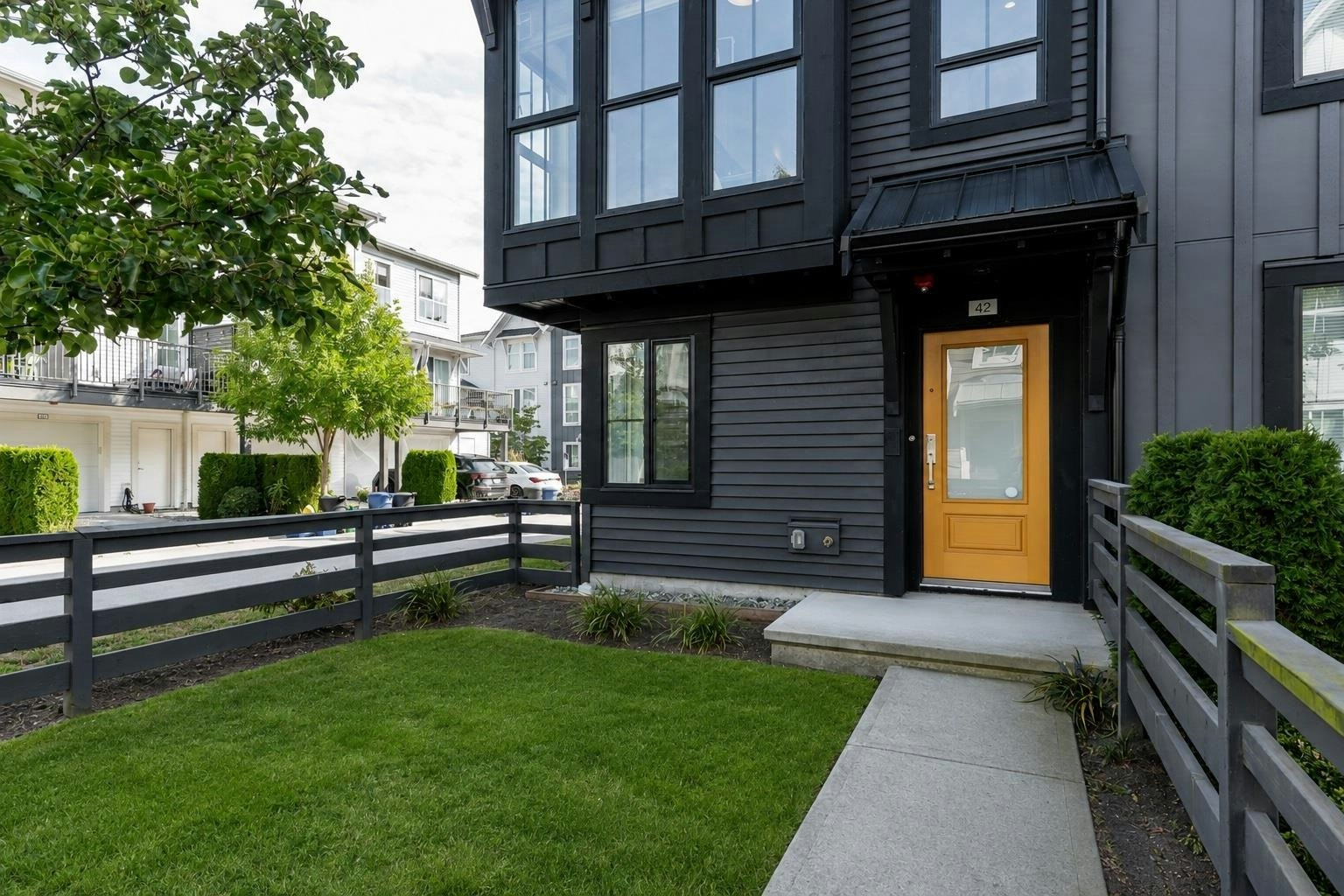 42-4656 Orca Way - 3