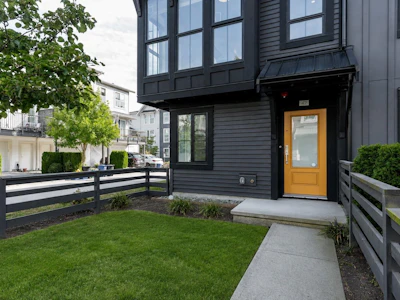 42-4656 Orca Way - 3
