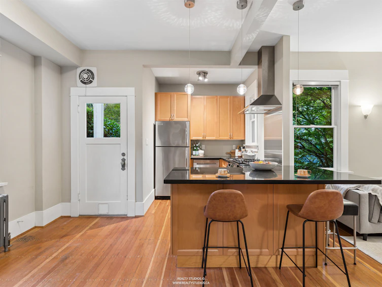 559 W 18th Avenue, Vancouver, BC, V5Z 1V7 - 8