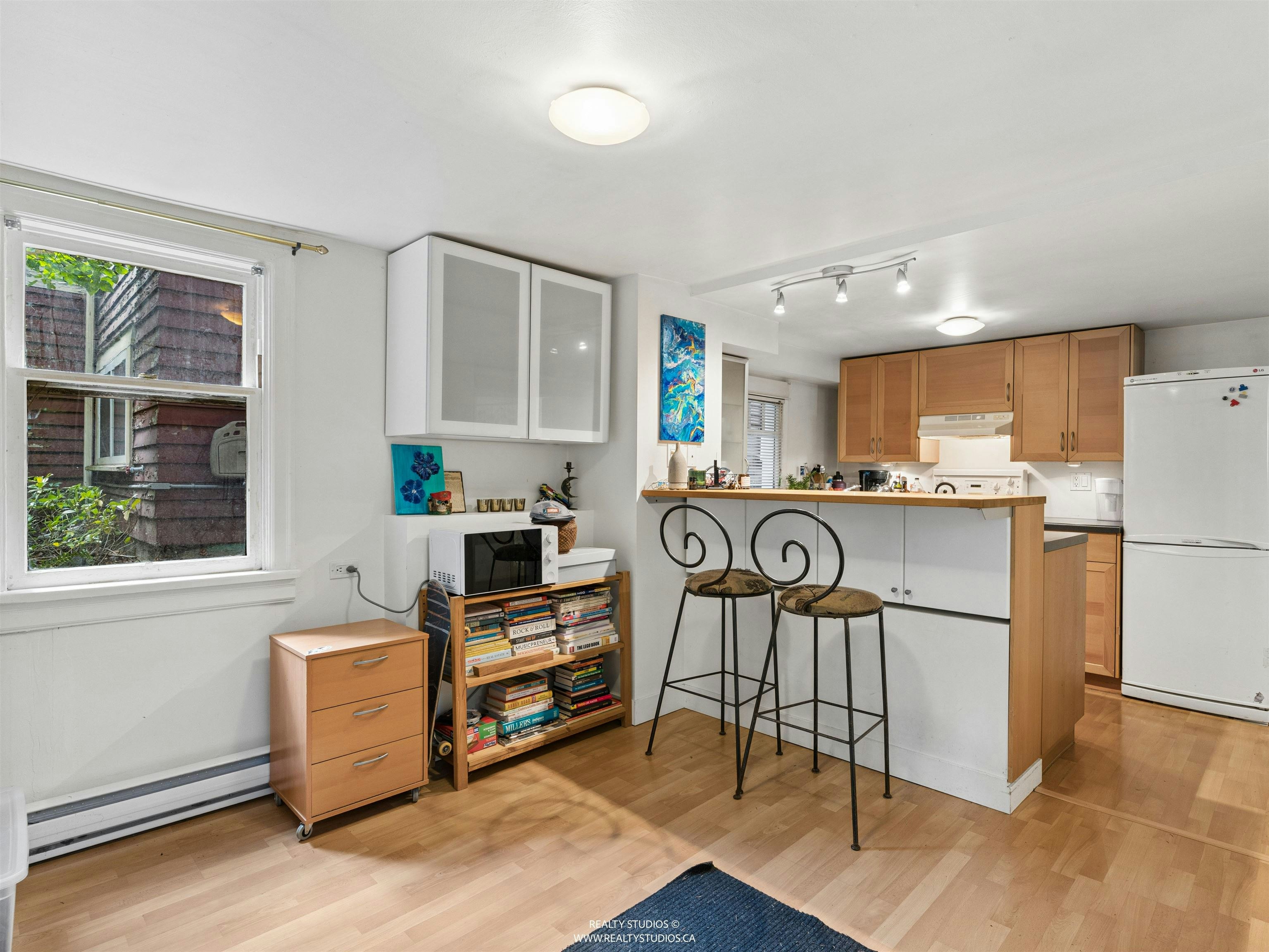 559 W 18th Avenue, Vancouver, BC, V5Z 1V7 - 33