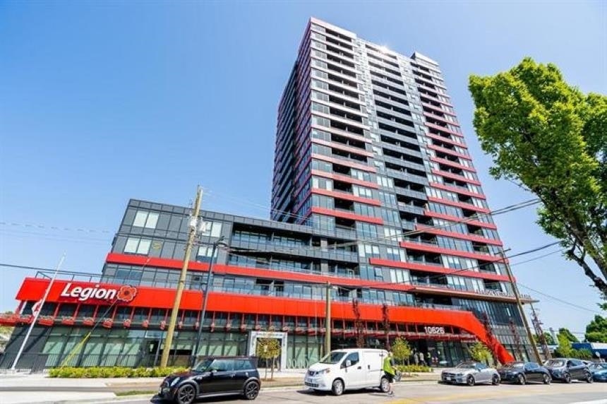 1609-10626 City Parkway, Surrey, BC, V3T 0S3
