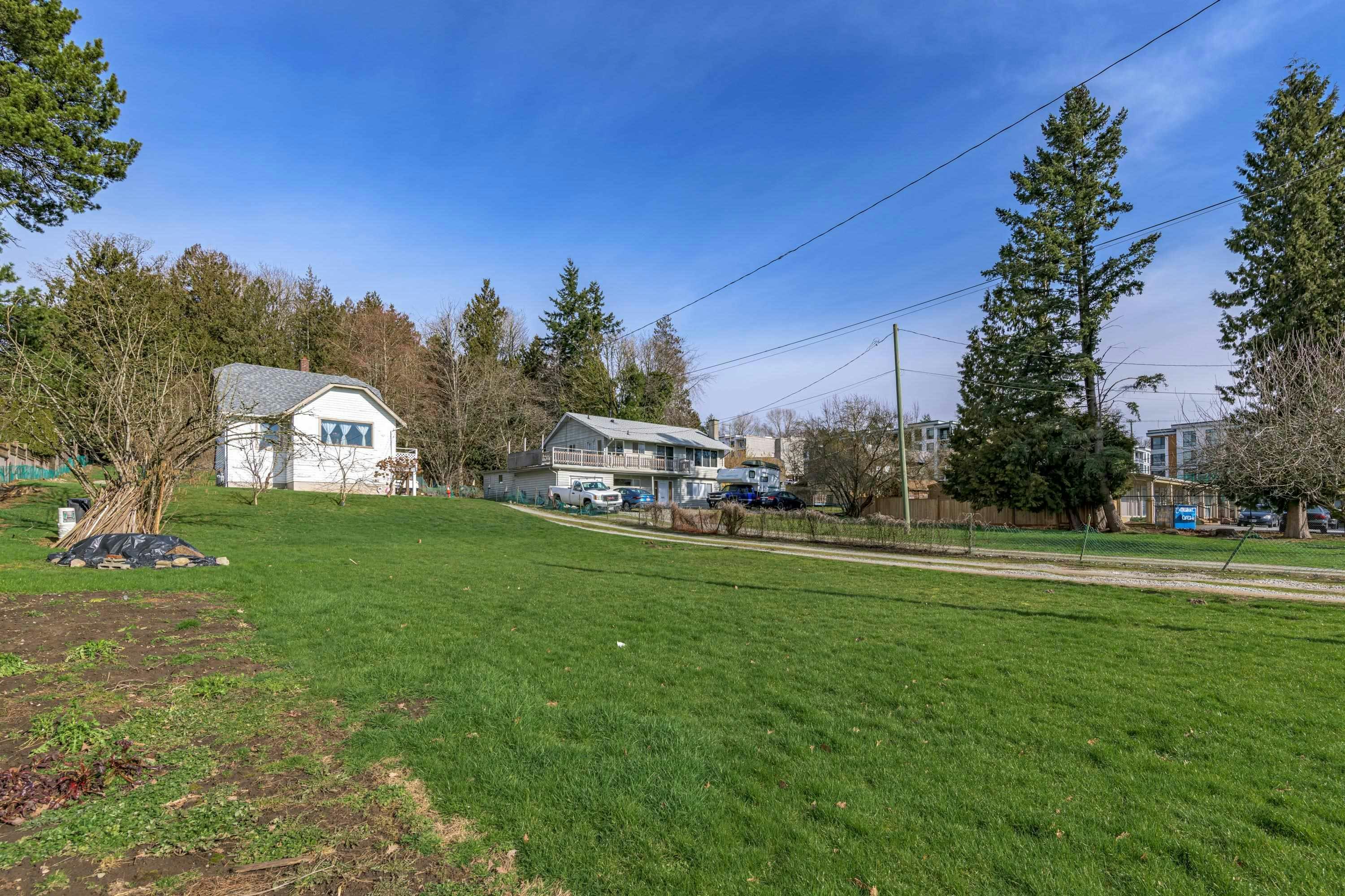 19957 68 Avenue, Langley, BC, V2Y 2W5