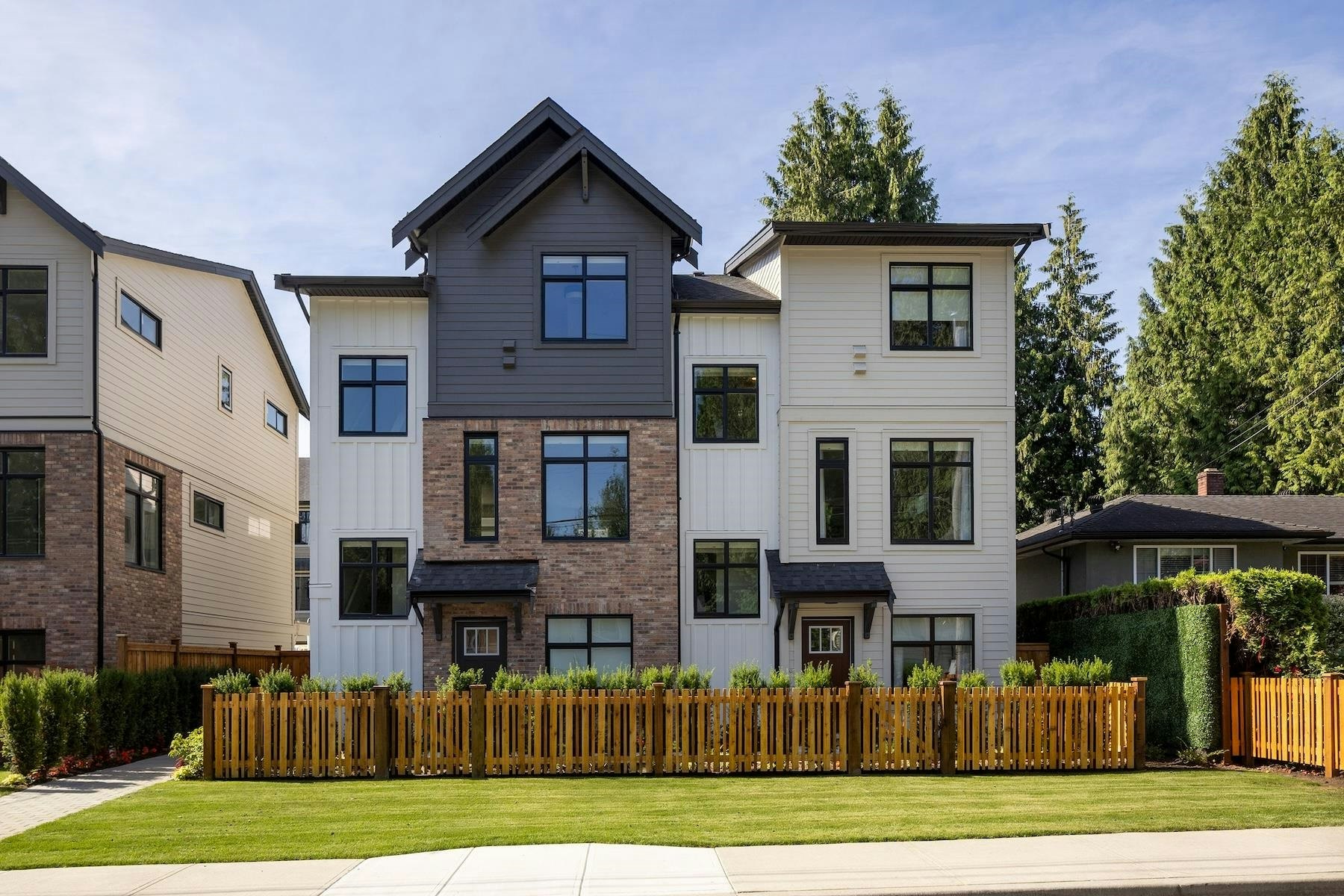 4-2150 Rindall Avenue, Port Coquitlam, BC, V3C 0T8